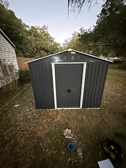 Instalación de casetas de metal 8x6